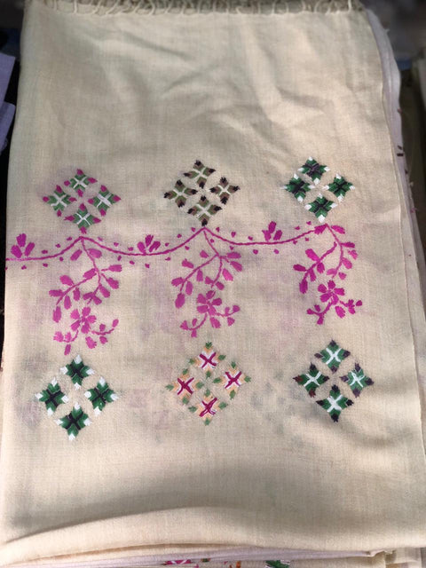 Islampuri Women Shawls